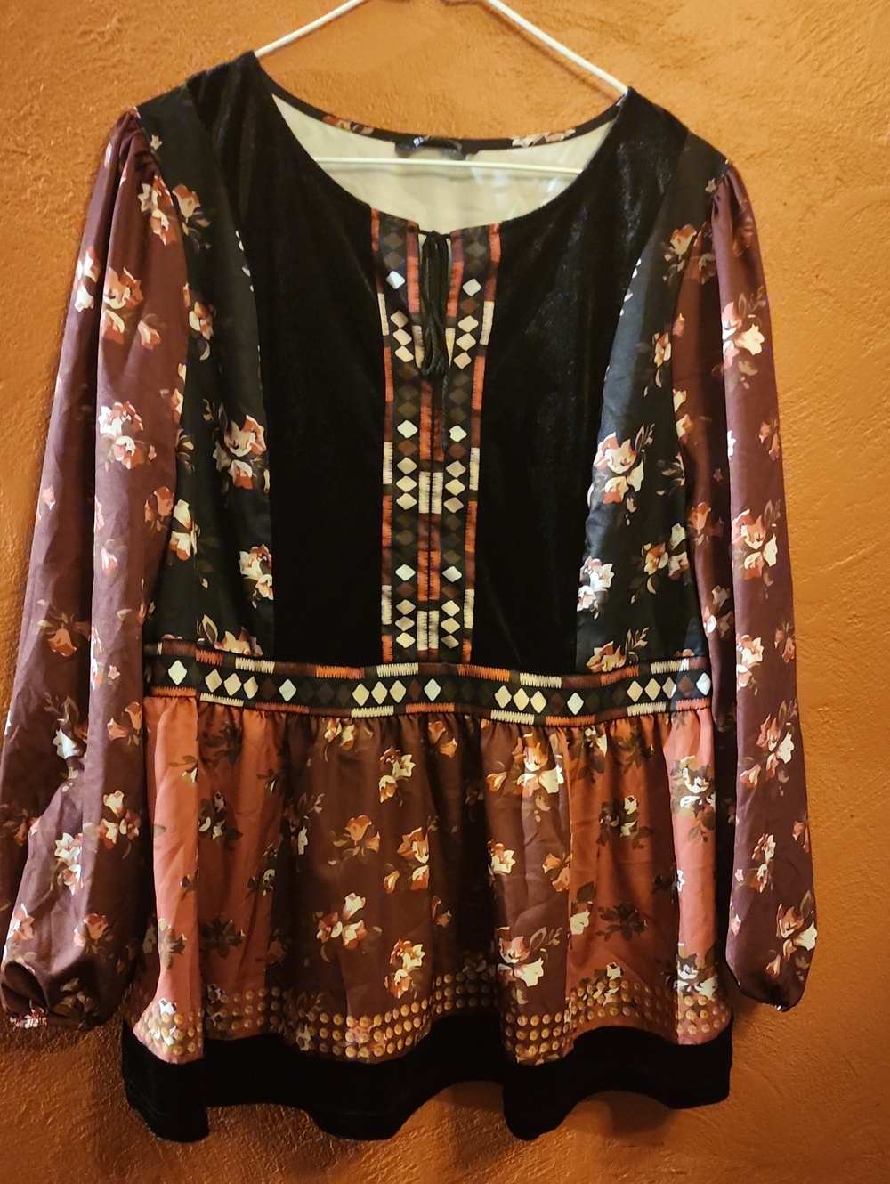 BloomChic Black and Rust Floral Peasant Tunic
